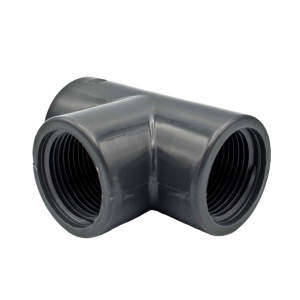 TE 90º PVC ROSCADA